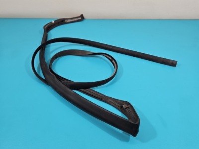 Прокладка порог lewego tesla model s 12-16 фото №1