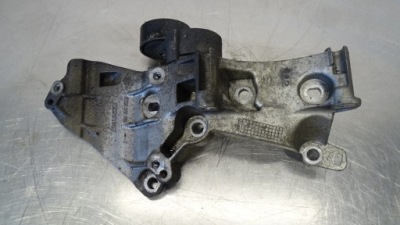 Кронштейн генератора renault megane 3 1.5dci фото №1