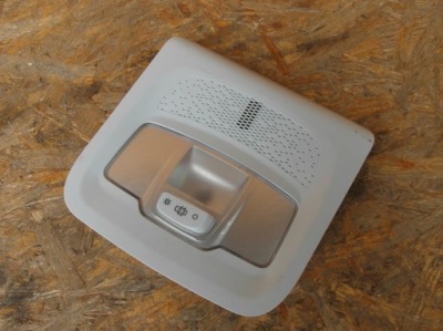 Peugeot 2008 13-19 лампа освітлення стельовий 9674441377 фото №1