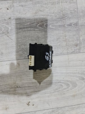 Lexus es 300h 2,5 hb модуль блок керування замка фото №1