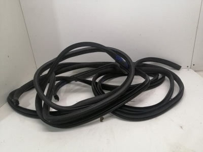 Kia rio iii прокладка дверь правый перед 2011- фото №1