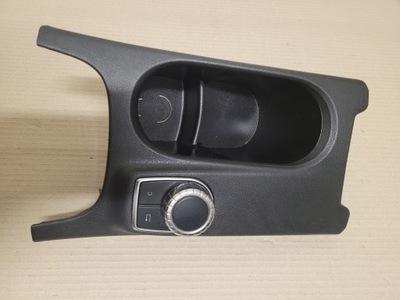 Mercedes b-kl w246 панель idrive фото №1