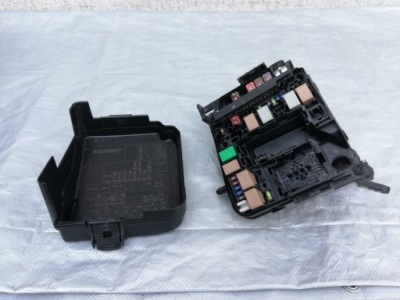 Коробка предохранителей hyundai i30 ii 1.4 91950-a6720 фото №1