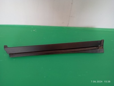 НАКЛАДКА NA ДВЕРІ ЗАДНІ ПРАВЕ LEXUS RX RX350 RX450 3 75745-48020 R 