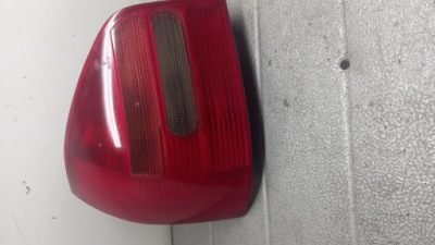 Лампа левая задняя audi a3 8l 97r hb 1.6b фото №1