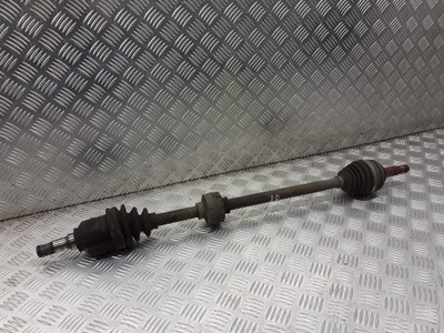 Приводной вал правая передняя toyota yaris verso 1.4 d4d фото №1