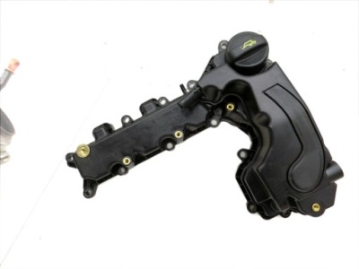 Opel crossland 17r- 1.2 крышка клапанов двигателя фото №1