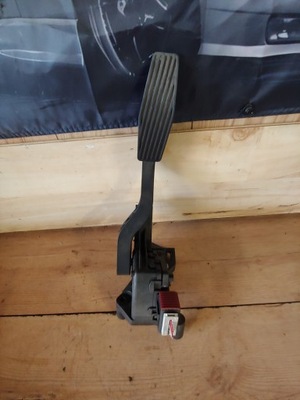 Педаль газа opel meriva a 1.6 93335443 фото №1