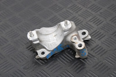 Кронштейн підпора піввісь mazda 6 gj фото №1