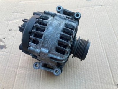 Генератор audi a4 b8 a5 06e903016q 3.2 fsi cal фото №1