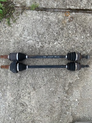 Привідний вал права задня mercedes ml w164 w251 3.2cdi фото №1