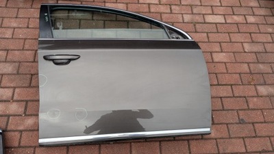 Двері передні перед праве vw passat b7 lb8r фото №1