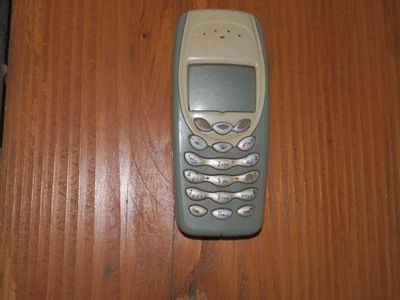 Nokia 3410 stary telefon komórkowy