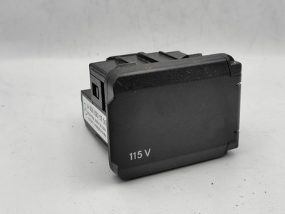 Разъём штекерное 115v mercedes a0008205705 фото №1