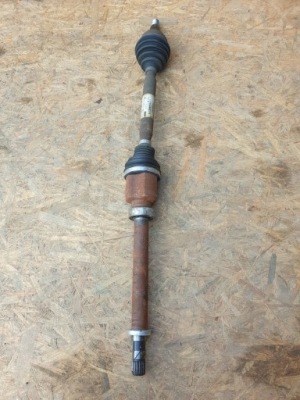 Renault megane iv приводной вал правая 391004421r фото №1