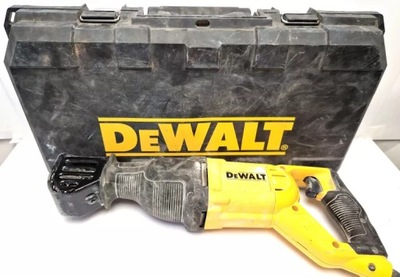 PIŁA SZABLASTA DEWALT DWE305 WALIZKA