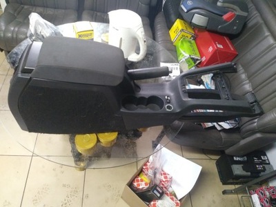 Skoda octavia ii подлокотник фото №1