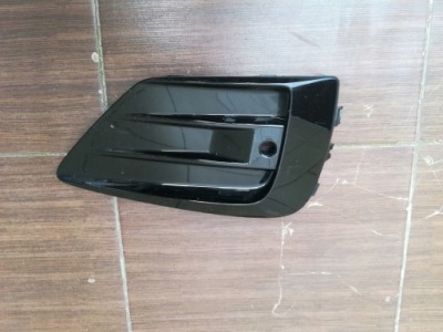 Решётка бампера перед правая volvo xc60 ii r-design 18- оригинальный номер фото №1