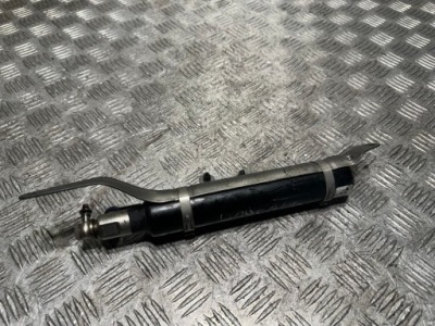 Gasnica двигателя mercedes w190 gt amg a1908601800 фото №1