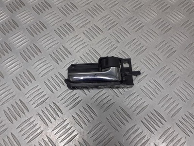 Ручка права передня toyota avensis t25 kombi фото №1