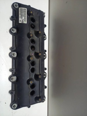 Jeep grand cherokee wk2 srt 6.4 крышка клапанов фото №1