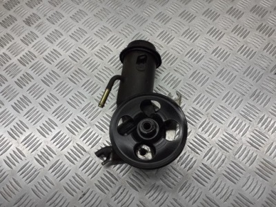 Насос підсилювача toyota yaris verso 1.4 d4d фото №1