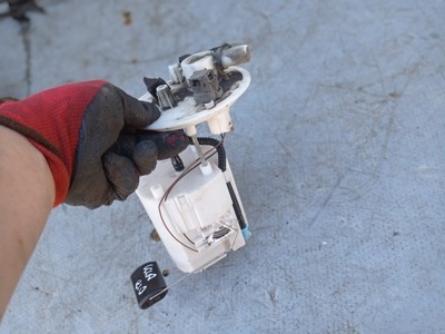 Насос топлива kia rio iii 1.1 crdi 31110-1r900 фото №1