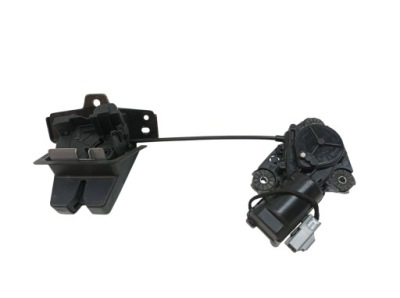 Замок крышки багажника универсал доводчик 31349975 volvo v60 2 2018- фото №1