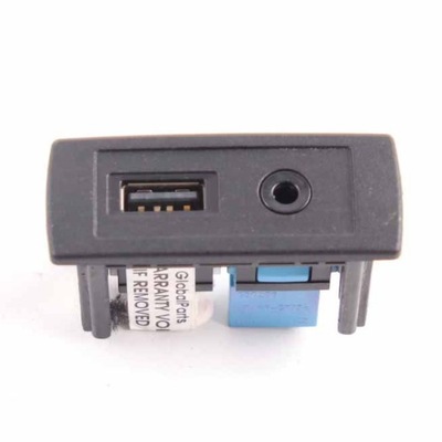 MERCEDES SPRINTER W906 JUNGTYS AUX USB ADAPTERIS PRIEVADAS LIZDAS A4478200087 