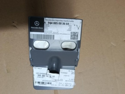Кронштейн кронштейн mercerdes axor w944 оригінал нова фото №1