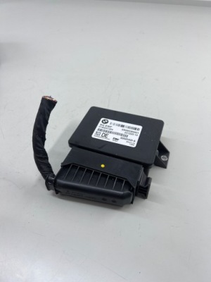 Bmw 5 f10 f11 f18 10-17r. модуль тормоза 6863800 фото №1