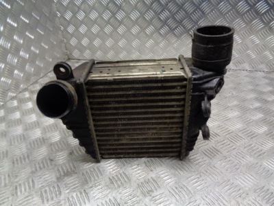 Інтеркулер audi a3 8l 1j0145805h фото №1