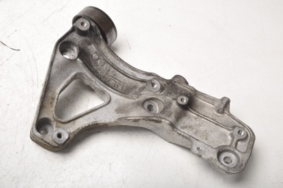 Ghibli iii 3.0 d кронштейн компресора кондиціонера фото №1