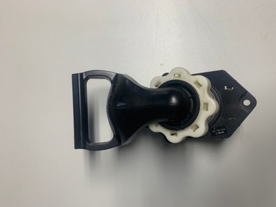 Renault clio iii modus wida кронштейн колеса запасного 8200601401 фото №1