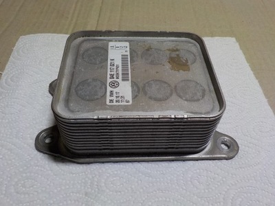 Vw arteon радіатор оливи 04e109108ab фото №1