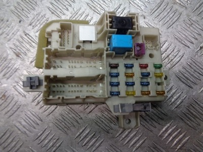 Коробка запобіжників mazda 6 gh 1.8 фото №1