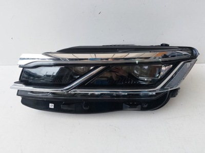 Vw touareg iii лампа левая перед 761941081 оригинал фото №1