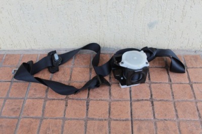 Ремень безопасности левый задний  mercedes w203 2038608985 фото №1