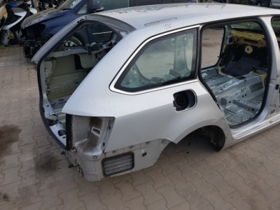 Skoda octavia 3 iii 13-19r kombi крила чверть права задня la7w фото №1