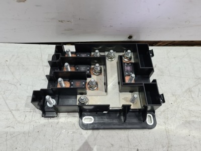 Предохранители аккумулятор jaguar xf x250 фото №1