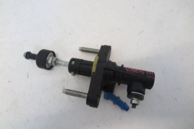 Toyota yaris iii 1.3vvti насос сцепления шланг фото №1