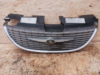 Решётка радиатора решётка радиатора chrysler voyager iv 01-04 фото №1