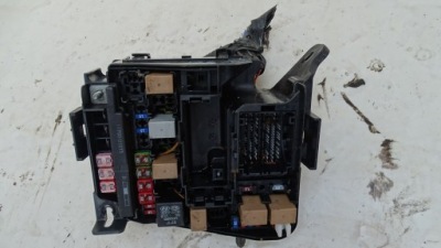 Hyundai i40 корпус коробка запобіжників 1.7 crdi фото №1