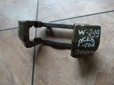 W219 cls 3.5 скоба перед фото №1