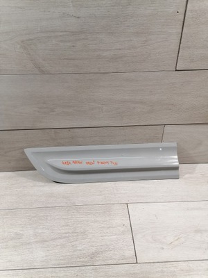 Macan молдинг двері правий задня 95b8398901r фото №1