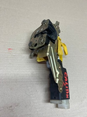 Замок левый перед opel calibra 89-97r фото №1