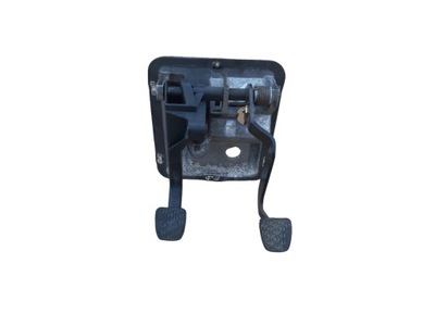 Mercedes atego основание кронштейн кронштейн педалей фото №1