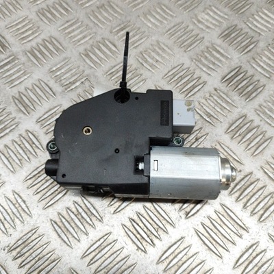 Land rover range rover sport l494 2018 моторчик люк фото №1