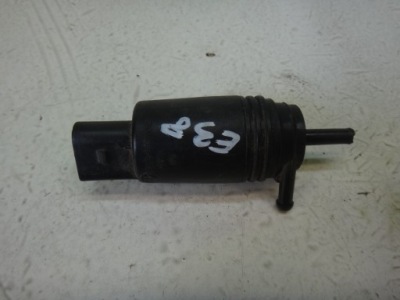 Помпа омивача скло капот bmw 7 e38 фото №1