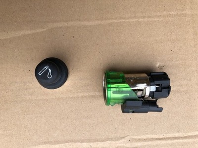 Роз'єм прикурювача lancia lybra прикурювач 99-05 фото №1